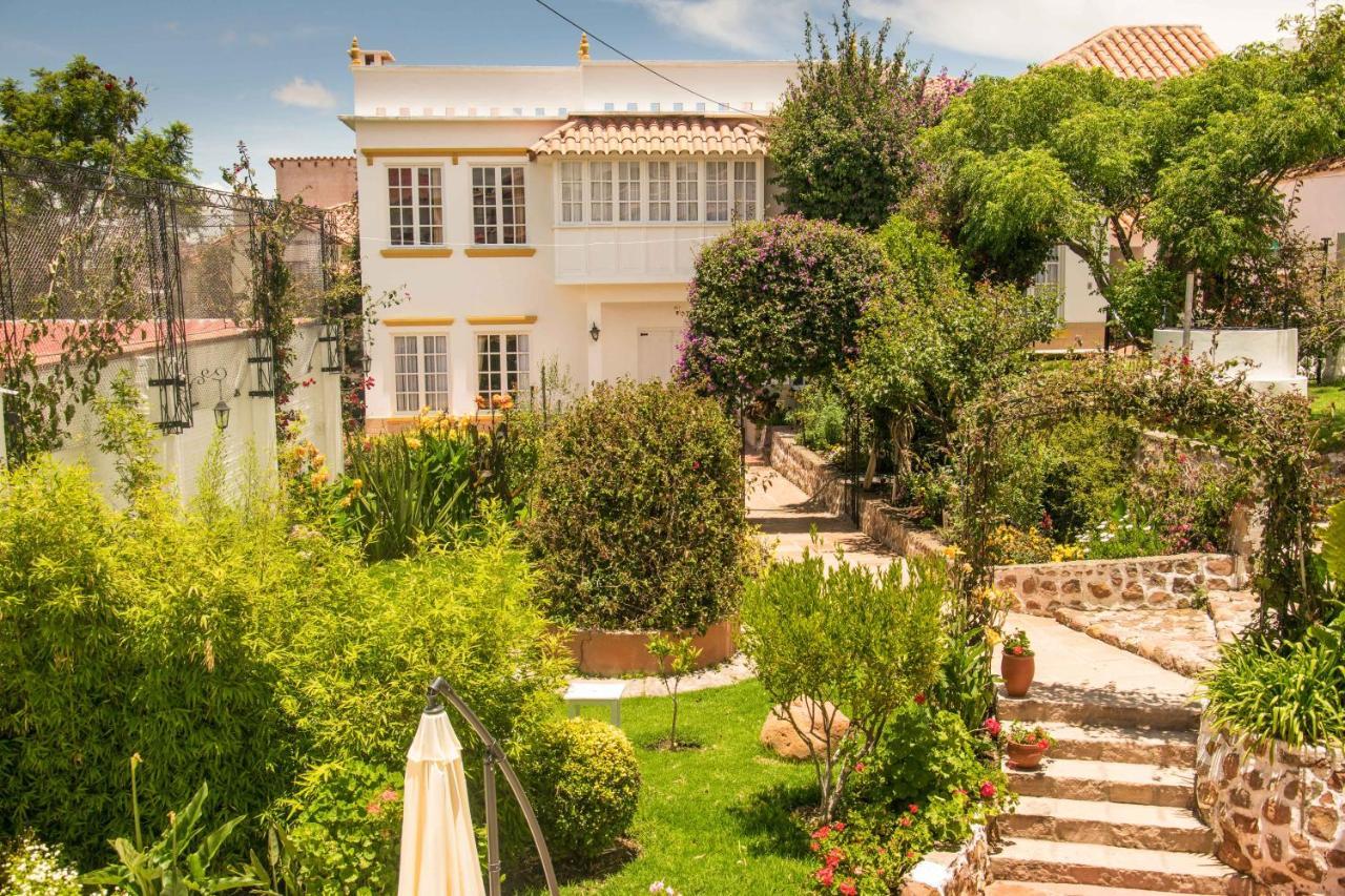 El Jardin De Su Merced B&B Sucre Bagian luar foto