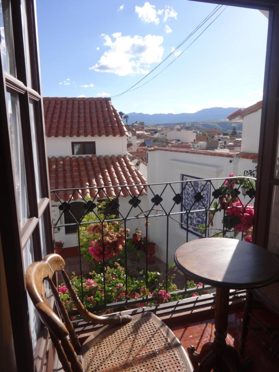 El Jardin De Su Merced B&B Sucre Bagian luar foto