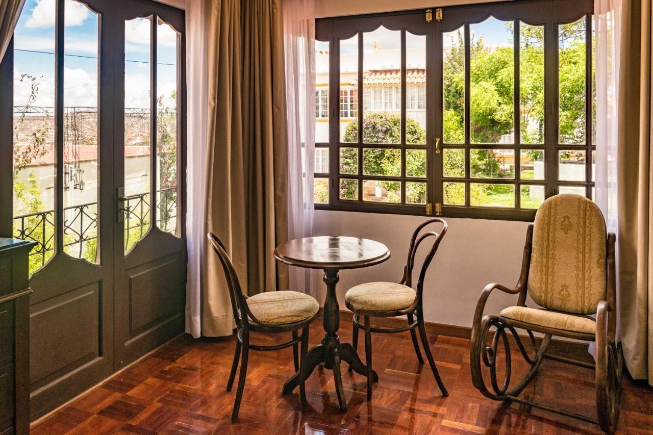 El Jardin De Su Merced B&B Sucre Bagian luar foto