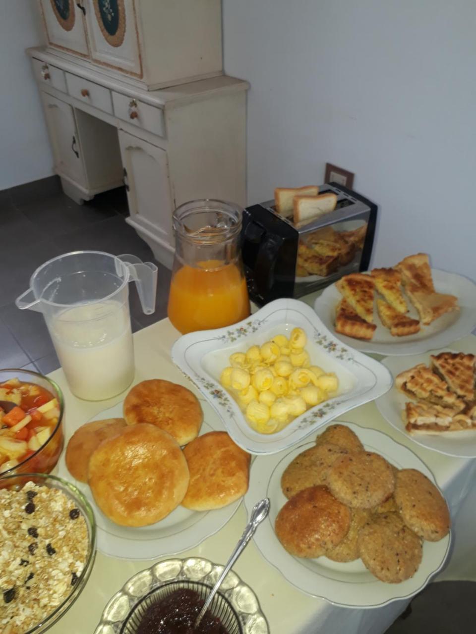 El Jardin De Su Merced B&B Sucre Bagian luar foto